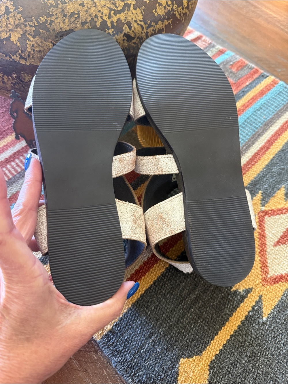 Sandals - Picture 4 of 4